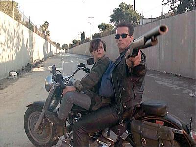 Арнольд Шварценеггер в фильме "Терминатор 2"