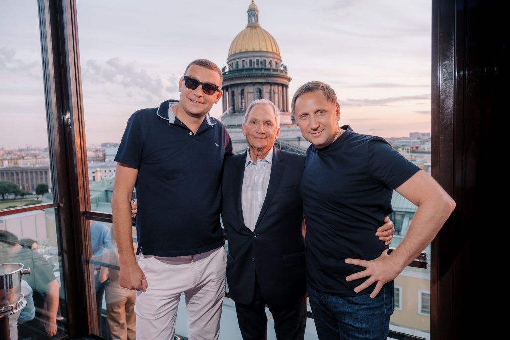 Влад Ряшин Фред Коэн Вячеслав Муругов.jpg