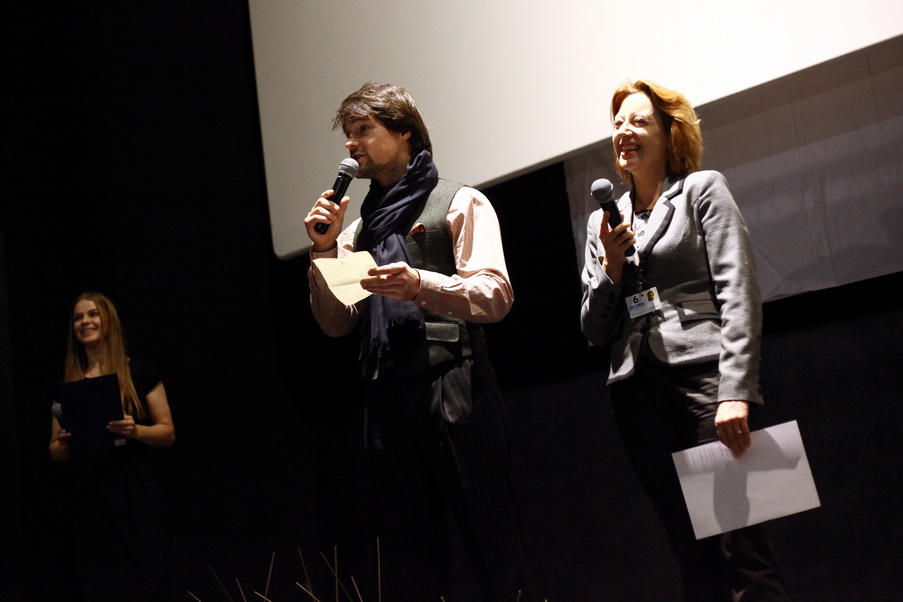 6-й фестиваль российского кино "Спутник над Польшей", церемония закрытия, актер Данила Козловский с призом за лучшую мужскую роль (фильм "Духless")