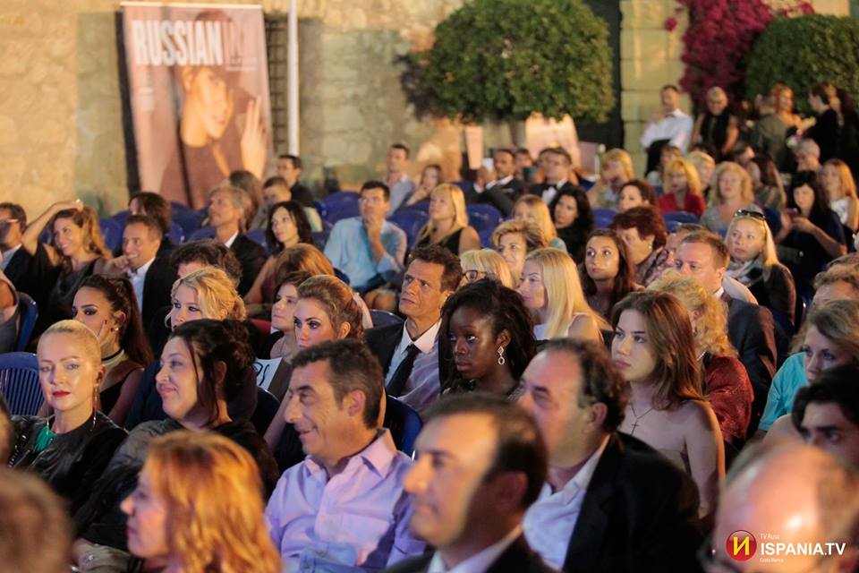 Фестиваль в Аликанте российского кино Киноволна, зрители на открытии смотра