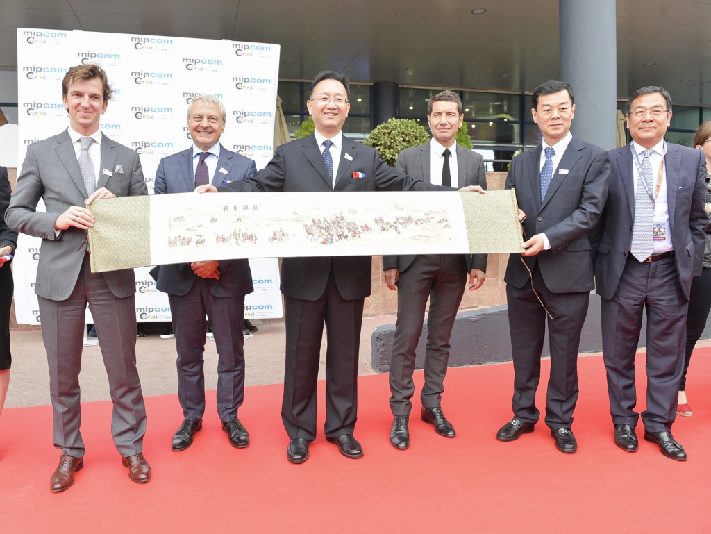 Церемония передачи звания «Страна почета» Церемония передачи звания «Страна почета»