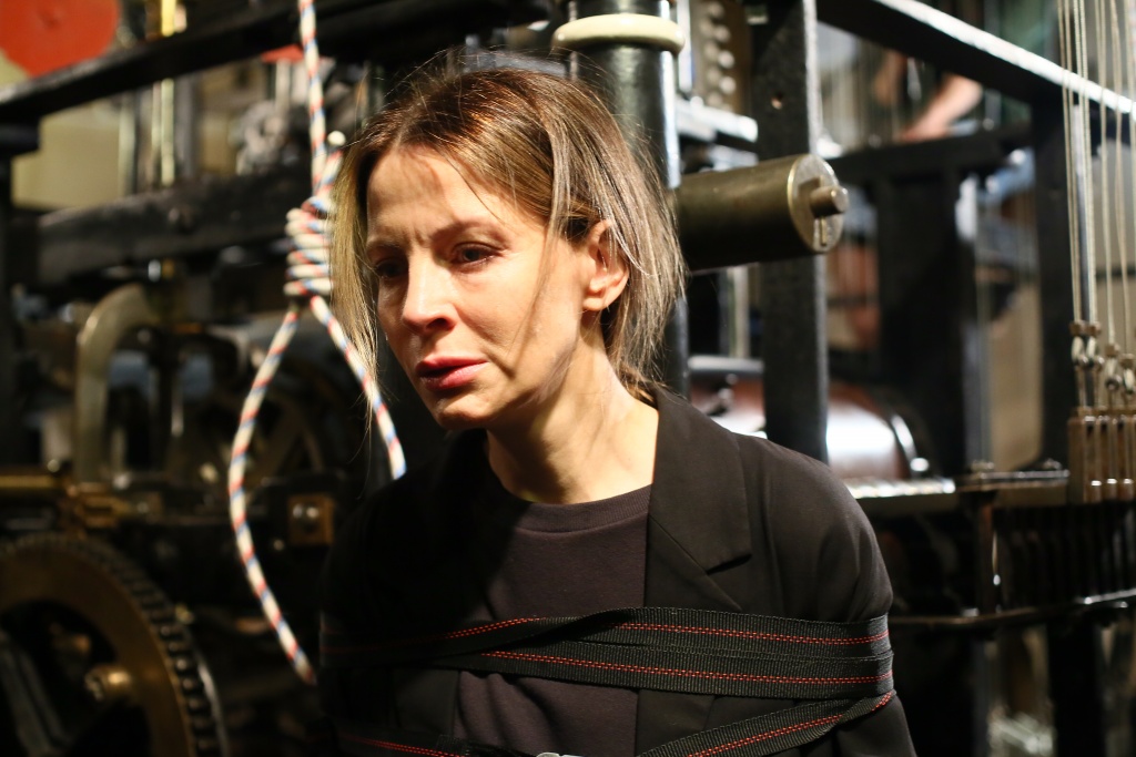 кадр из сериала Подражатель