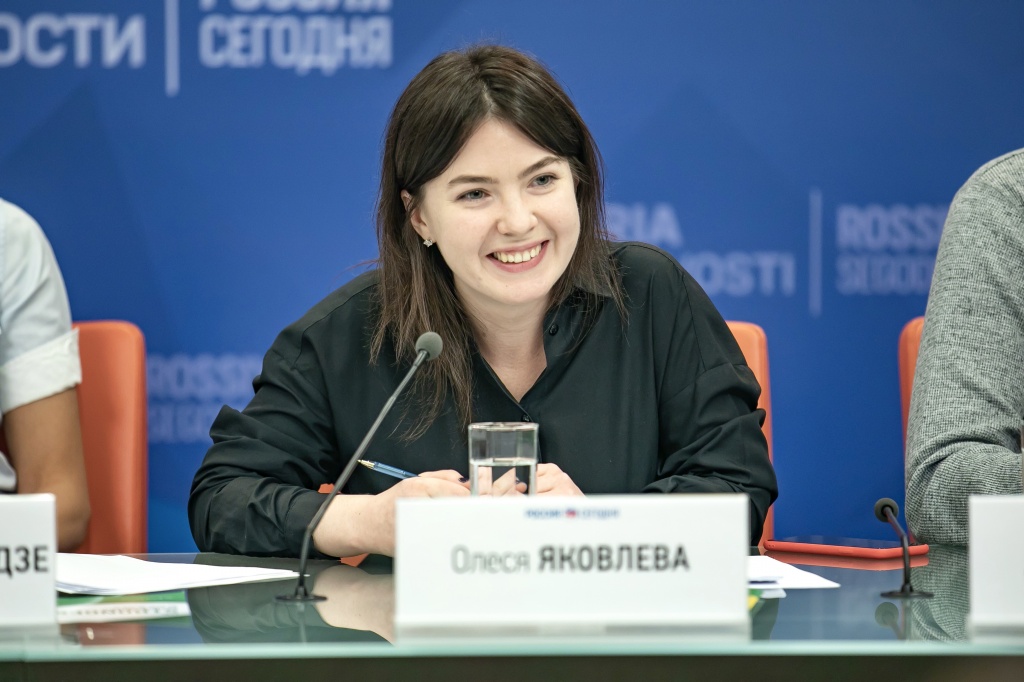 пресс-конференция делегации российских кинематографистов, принимающих участие в работе 72 Каннского международного кинофестиваля и кинорынка March&#233; du Film, Олеся Яковлева 