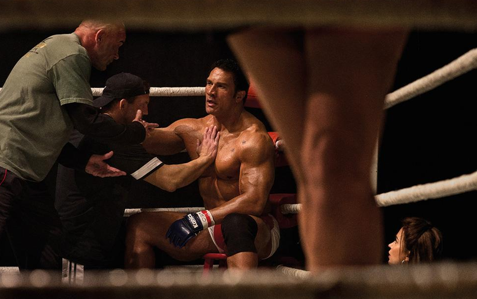 Кадр из фильма Крушащая машина / The Smashing Machine