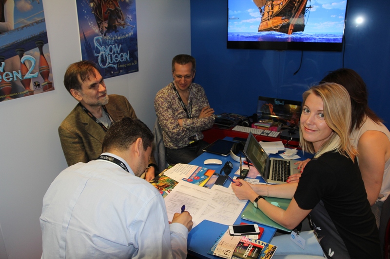 Кинорынок Marche du Film, объединенный стенд российского кино RUSSIAN CINEMA, Сергей Сельянов - со-продюсер "Волки и овцы", представитель польской компании Kino Swiat, Диана Юринова - Директор по международной дистрибуции Wizart Animation, Юрий Москвин - продюсер Wizart Animation