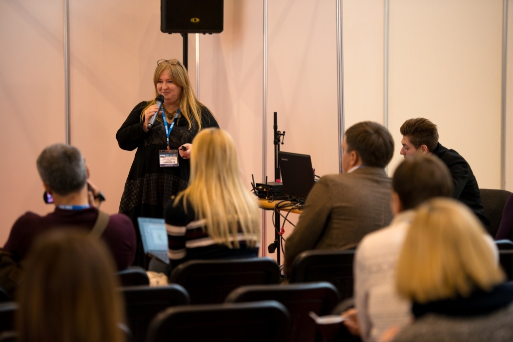 Moscow Teleshow 2016, семинар на тему Правовые и финансовые риски при создании ТВ-контента, генеральный директор компании Делополис Светлана Чикина