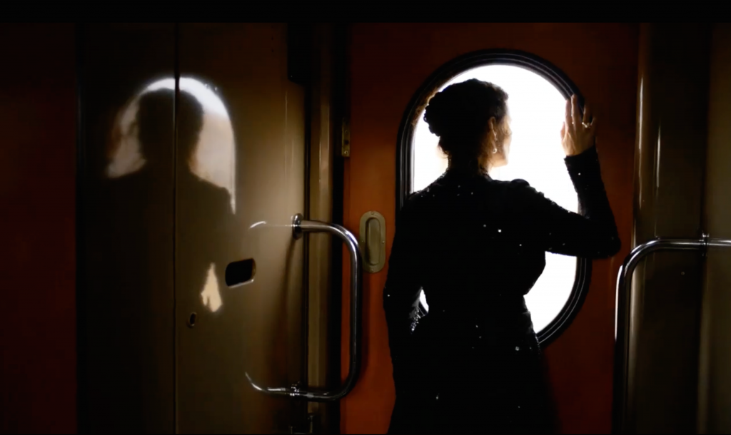 кадр из фильма Каренина и я