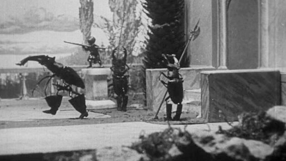 кадр из анимационного фильма "Прекрасная Люканида"