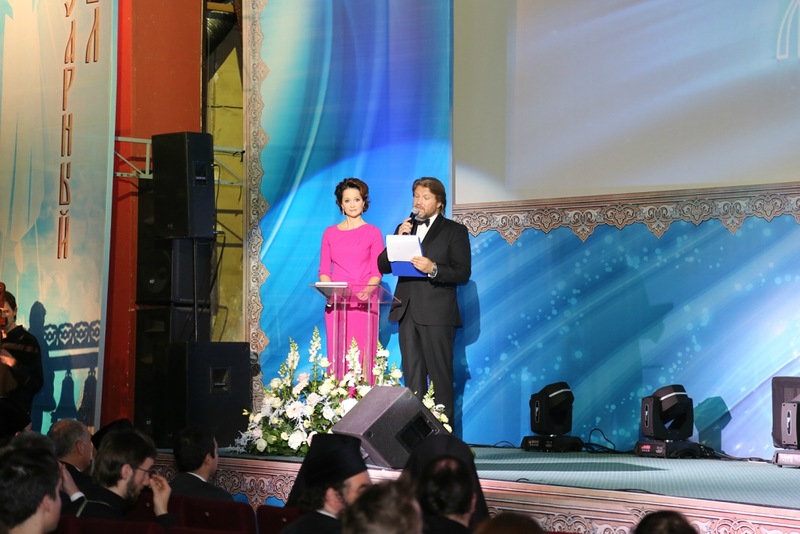 открытие Х Международного благотворительного кинофестиваля "Лучезарный Ангел", ведущие Ольга Кабо и Егор Пазенко