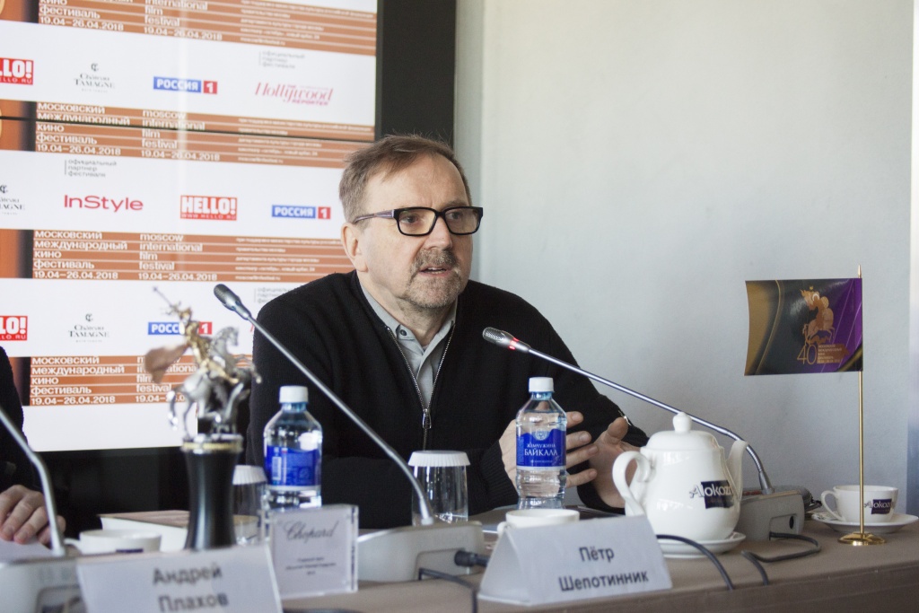 анонсирующая пресс-конференция 40-го ММКФ, директор по связям с общественностью Петр Шепотинник анонсирующая пресс-конференция 40-го ММКФ, директор по связям с общественностью Петр Шепотинник