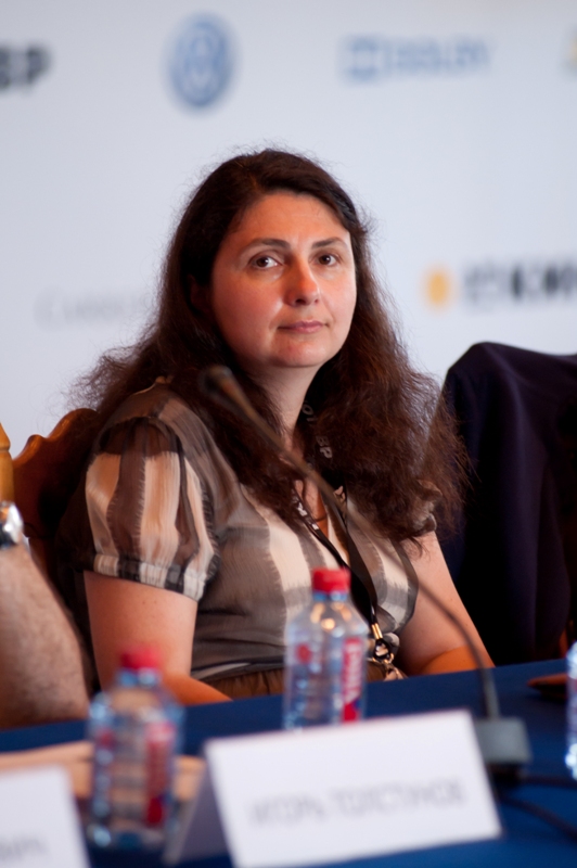 Круглый стол "Фонд кино в диалоге". Модератор Нина Ромодановская