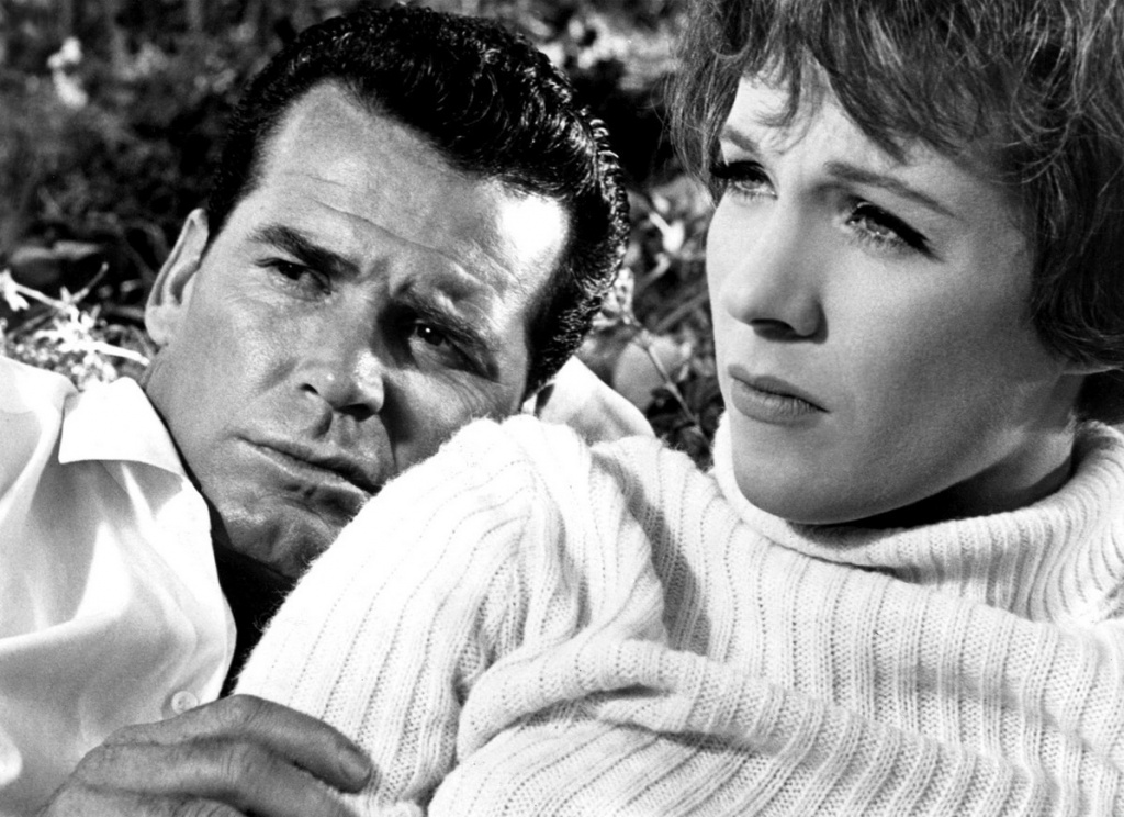 кадр из фильма Американизация Эмили