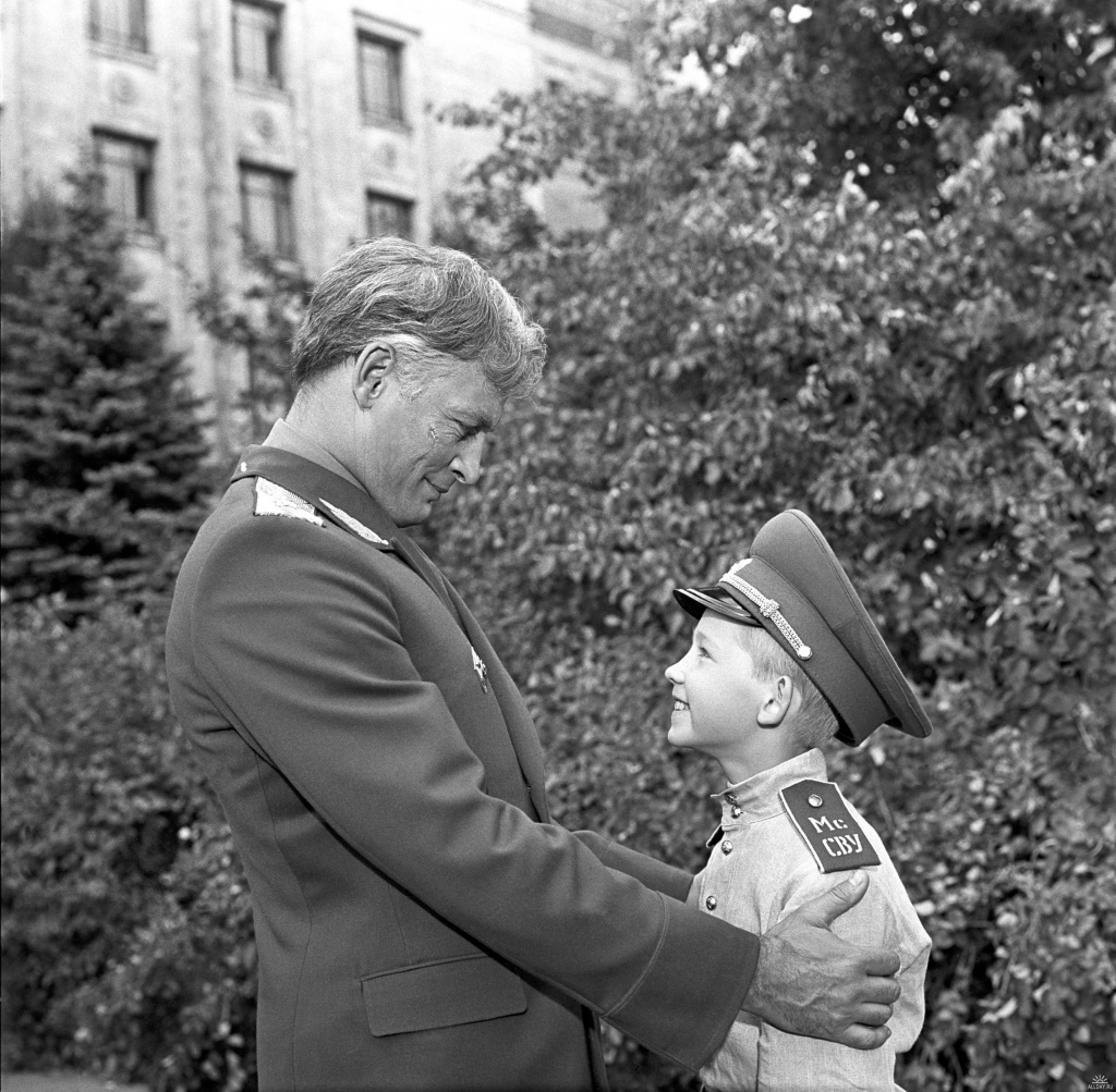 Следственный комитет РФ, центр «Слава» и Киностудия Горького организует вечер в честь 45-летия фильма «Офицеры»