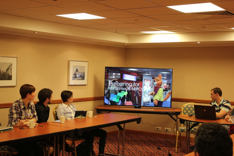 Moscow Business Square, презентация "Структура импорта и экспорта анимационного контента на разных территориях и его использование на различных платформах"