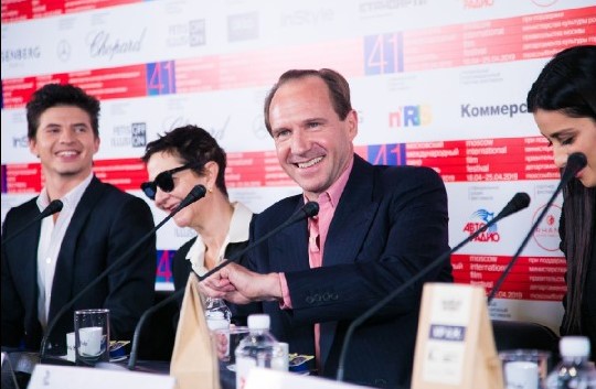 Рэйф Файнс на конференции по фильму "Нуреев. Белый ворон"