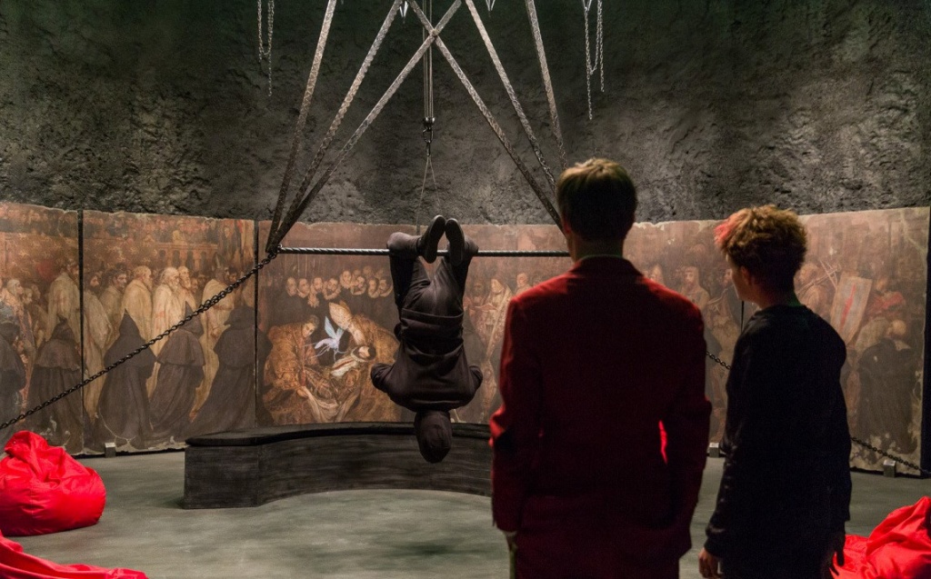 Кадр из фильма "Ампир V"