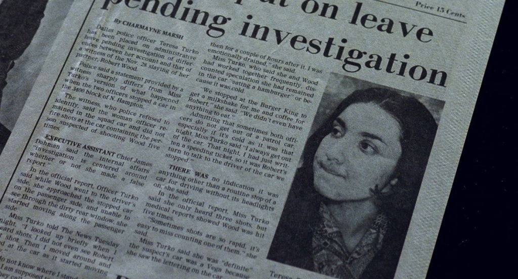 кадр из фильма Тонкая голубая линия