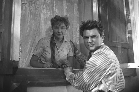 кадр из фильма "Сережа"