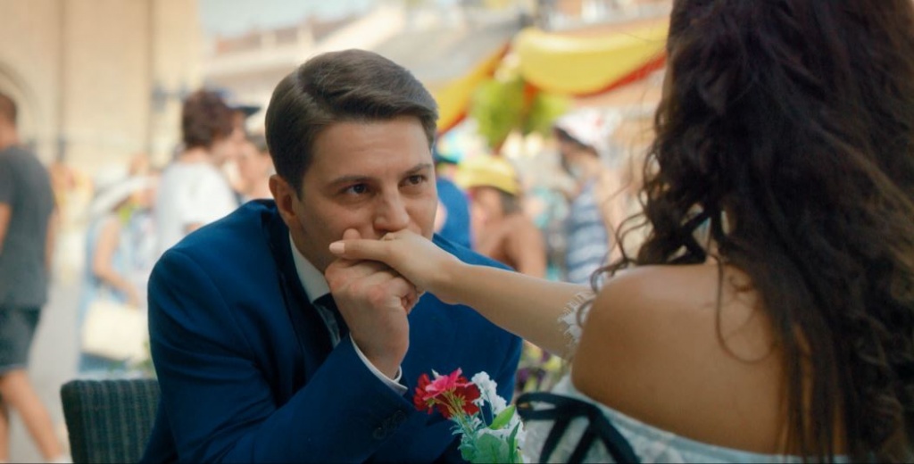 кадр из фильма Посольство