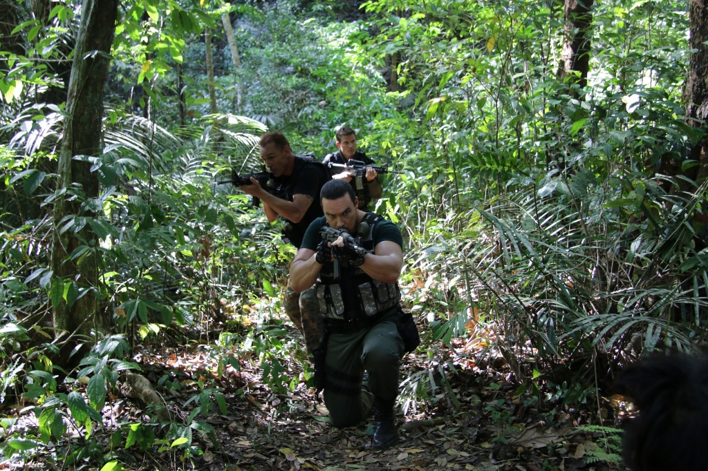 на съемках фильма Разборка в Маниле