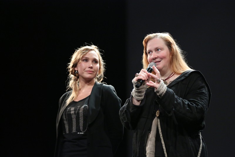 Неделя российского кино в Нью-Йорке, актрисы Дарья Екамасова и Юлия Ауг