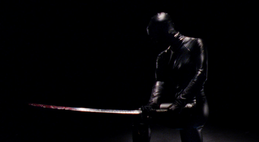 Кадр из фильма Отражение в мертвом алмазе / Reflection in a Dead Diamond