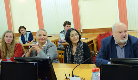 Кинопоезд ВГИК-95, Киров, Наталья Бондарчук, Наталья Аринбасарова, Владимир Малышев