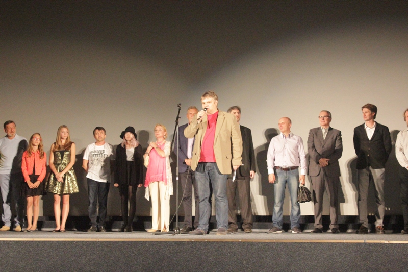 премьера фильма "Необыкновенное путешествие Серафимы", продюсер Вадим Сотсков представляет съемочную группу