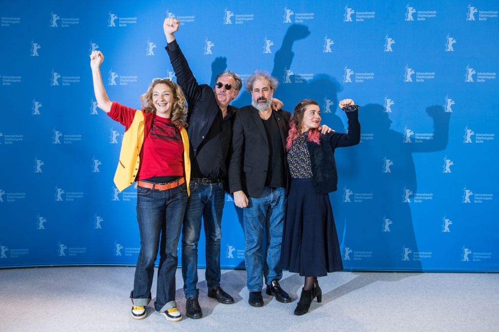 Берлинале 2020: Премьера фильма Удали историю Берлинале 2020: Премьера фильма Удали историю