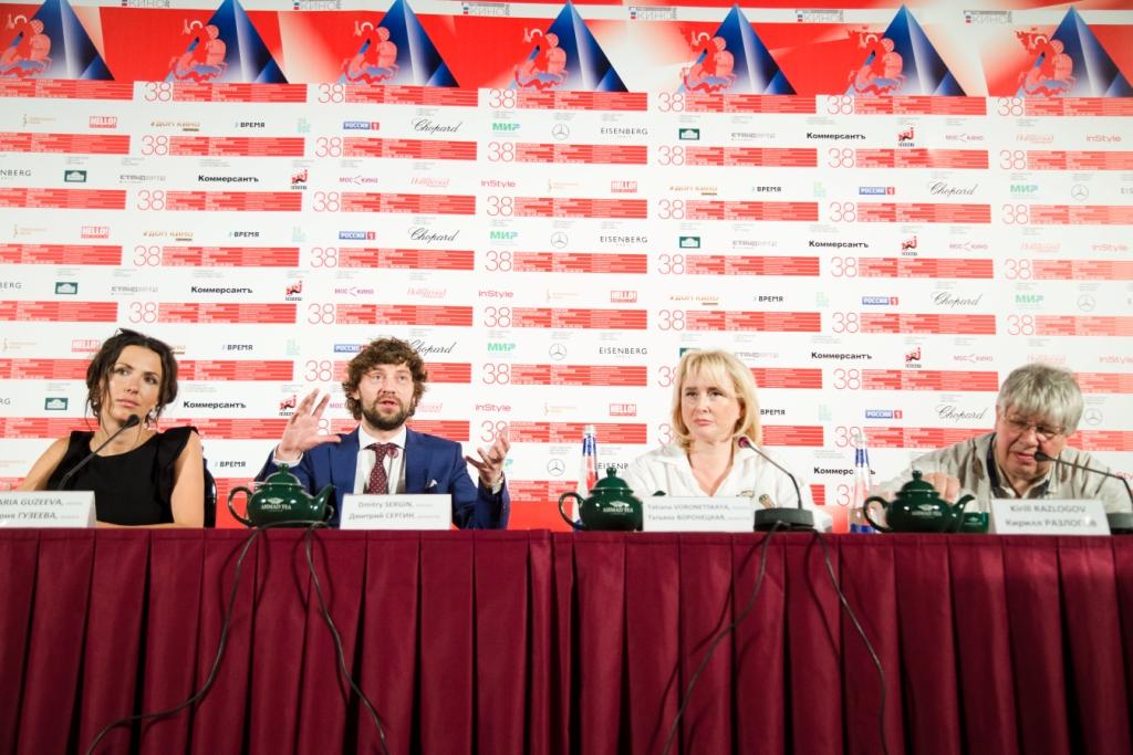 38 Московский международный кинофестиваль, пресс-конференция фильма Преображение, Мария Гузеева, Дмитрий Сергин, Татьяна Воронецкая, Кирилл Разлогов 38 Московский международный кинофестиваль, пресс-конференция фильма Преображение, Мария Гузеева, Дмитрий Сергин, Татьяна Воронецкая, Кирилл Разлогов