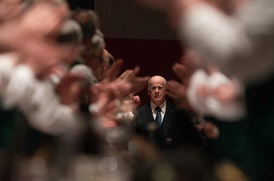 Кадр из фильма La Grazia