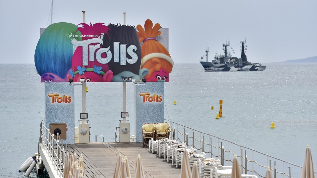 Реклама Тролли. Мировой тур на фестивале в Каннах