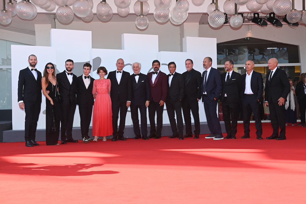 команда фильма Адажио