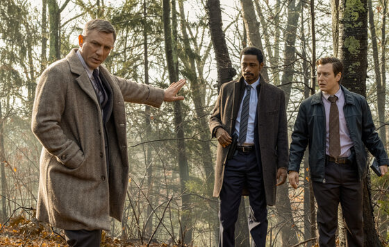 Кадр из фильма "Достать ножи"