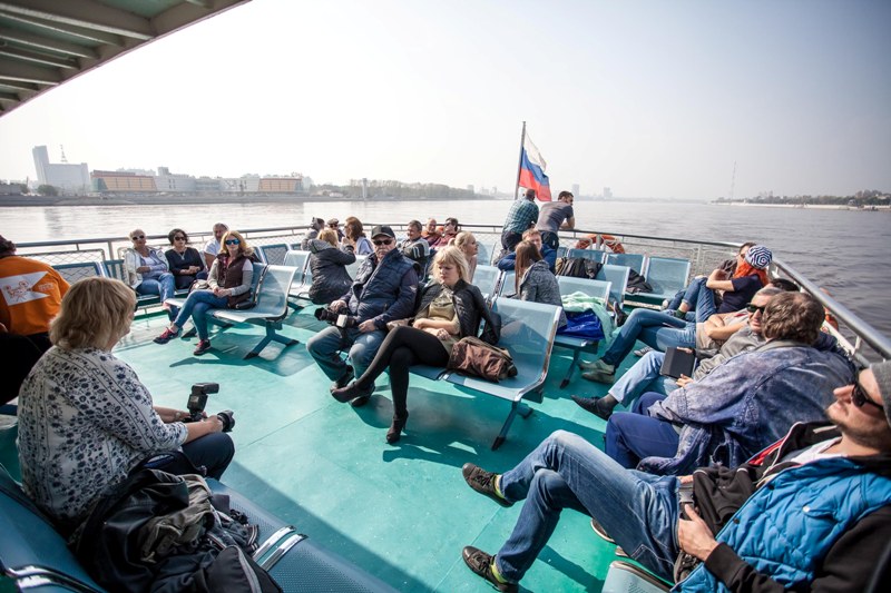 14-й кинофестиваль Амурская осень, прогулка на катере, гости и участники смотра 14-й кинофестиваль Амурская осень, прогулка на катере, гости и участники смотра