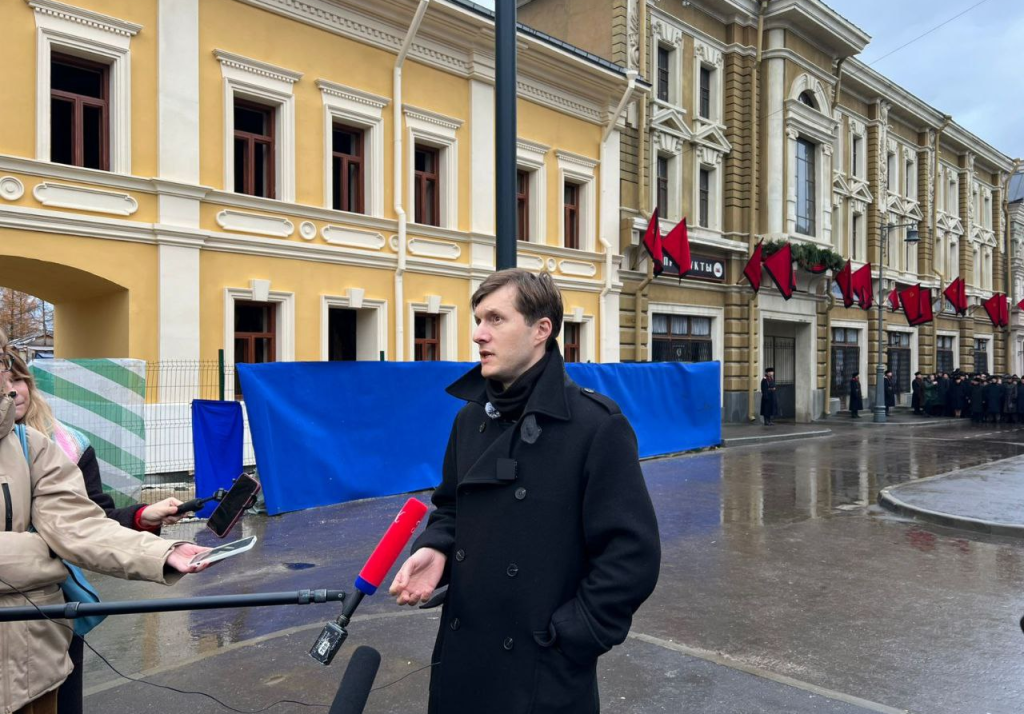 Олег Савцов на съемках фильма Шум времени