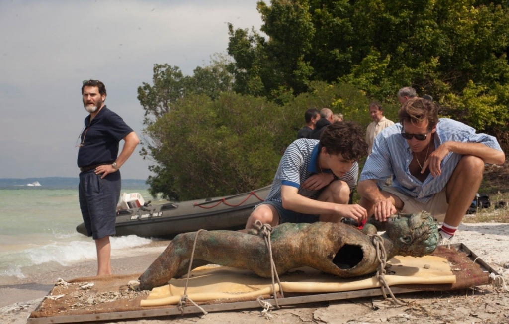 кадр из фильма Call Me By Your Name