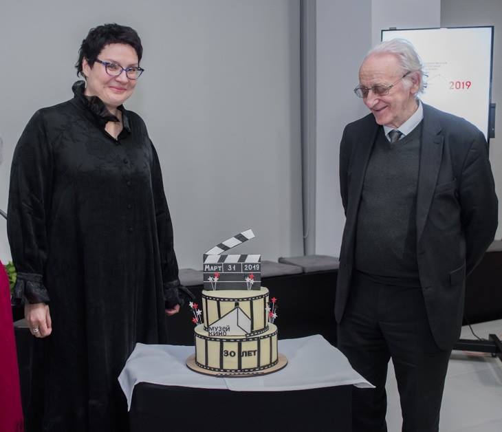 Директор Музея кино Лариса Солоницына и бывший директор Наум Клейман