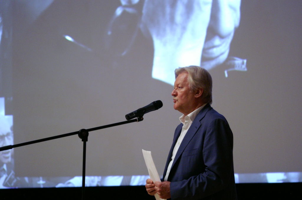 Заседание экспертного совета Министерства культуры (авторское и экспериментальное кино), защита проекта Сахаров, режиссер Юрий Кара