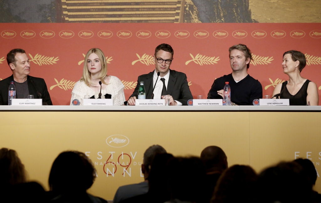 69 Каннский кинофестиваль, пресс-конференция фильма Неоновый демон, съемочная группа картины 69 Каннский кинофестиваль, пресс-конференция фильма Неоновый демон, съемочная группа картины