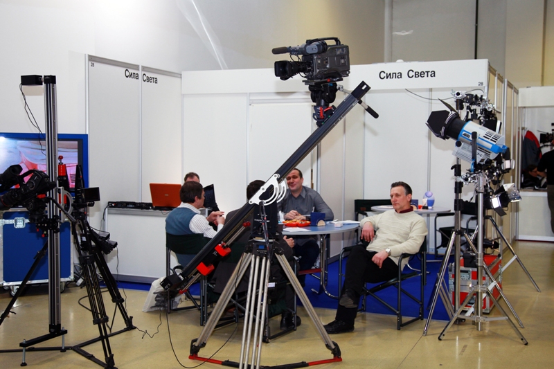 Выставка CPS 2013, стенд компании Сила света