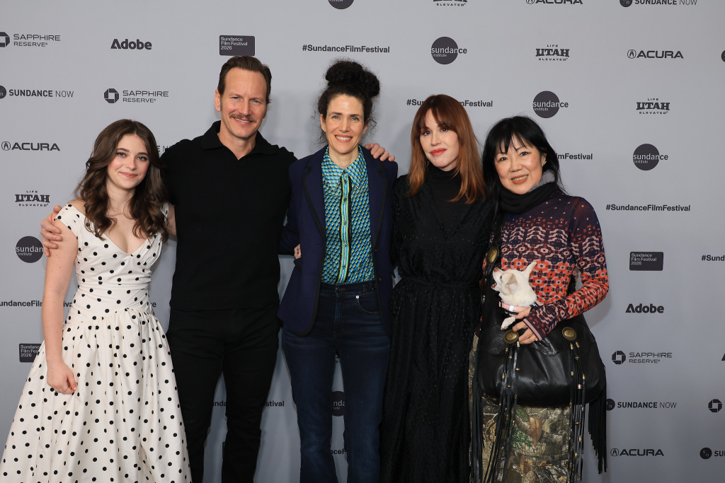 Премьера фильма Выйти из-под контроля / Run Amok