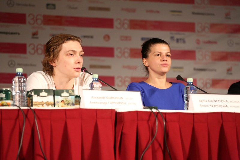 36 Московский кинофестиваль, пресс-конференция по фильму "Да и да", актеры Александр Горчилин и Агния Кузнецова