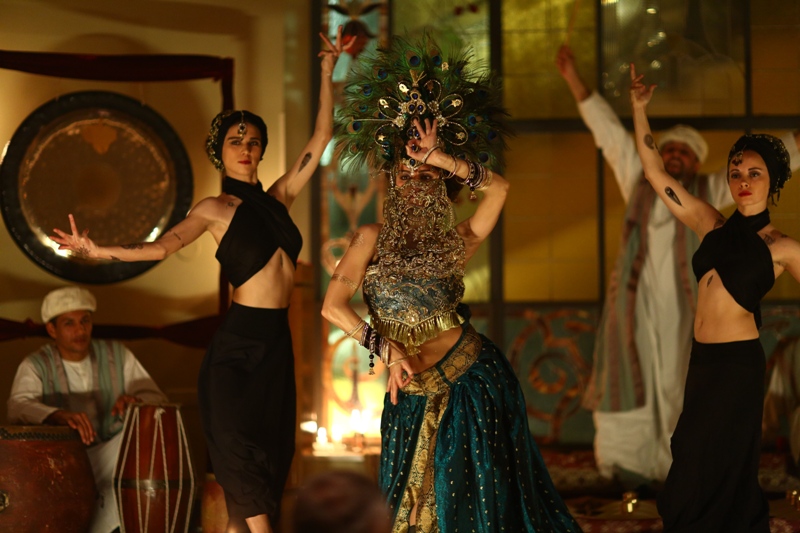 кадр из сериала Мата Хари