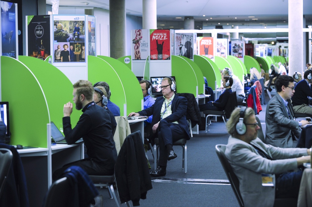 рынок документального контента MIPDOC, скрининг-рум