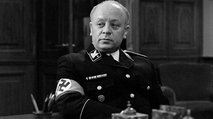 Кадр из фильма "Семнадцать мгновений весны"