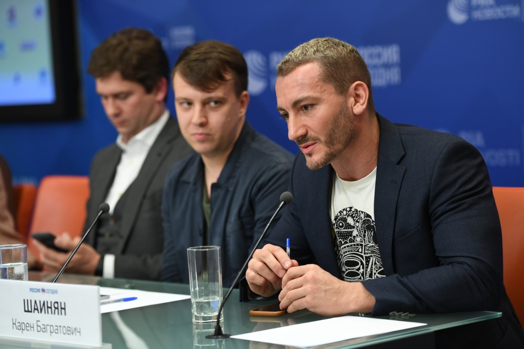 Канны_российский павильон_пресс-конференция4