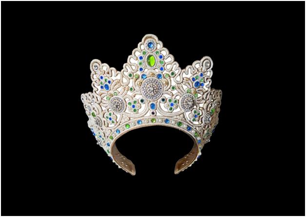 Корона (экспонат выставки Старинный костюм в кино)