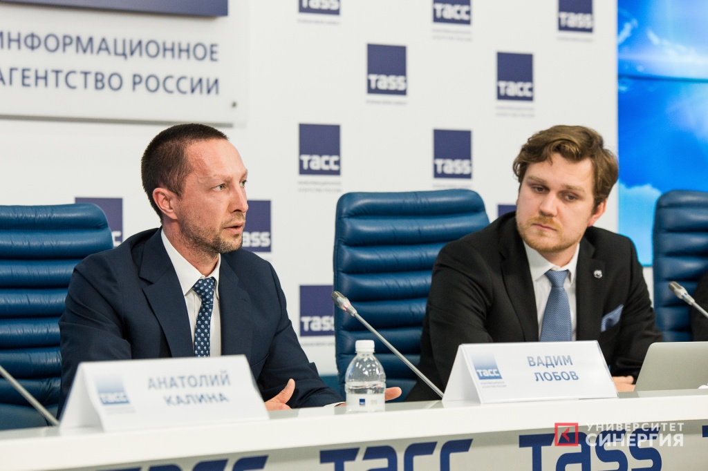 анонсирующая пресс-конференция Недели российского кино в Великобритании, исполнительный директор Университета Синергия Вадим Лобов