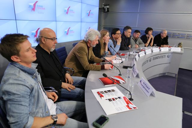 пресс-конференция второго Всероссийского конкурса сценариев и киноработ &laquo;Кинопризыв&raquo;, председатель члены Экспертного совета